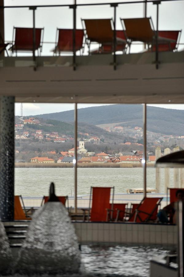 Panorama Apartman Velence Buitenkant foto