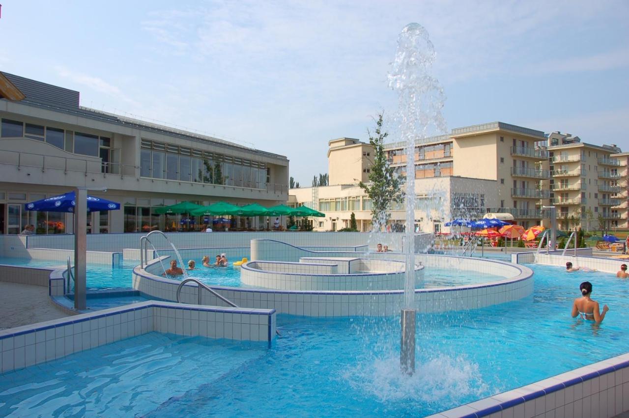 Panorama Apartman Velence Buitenkant foto
