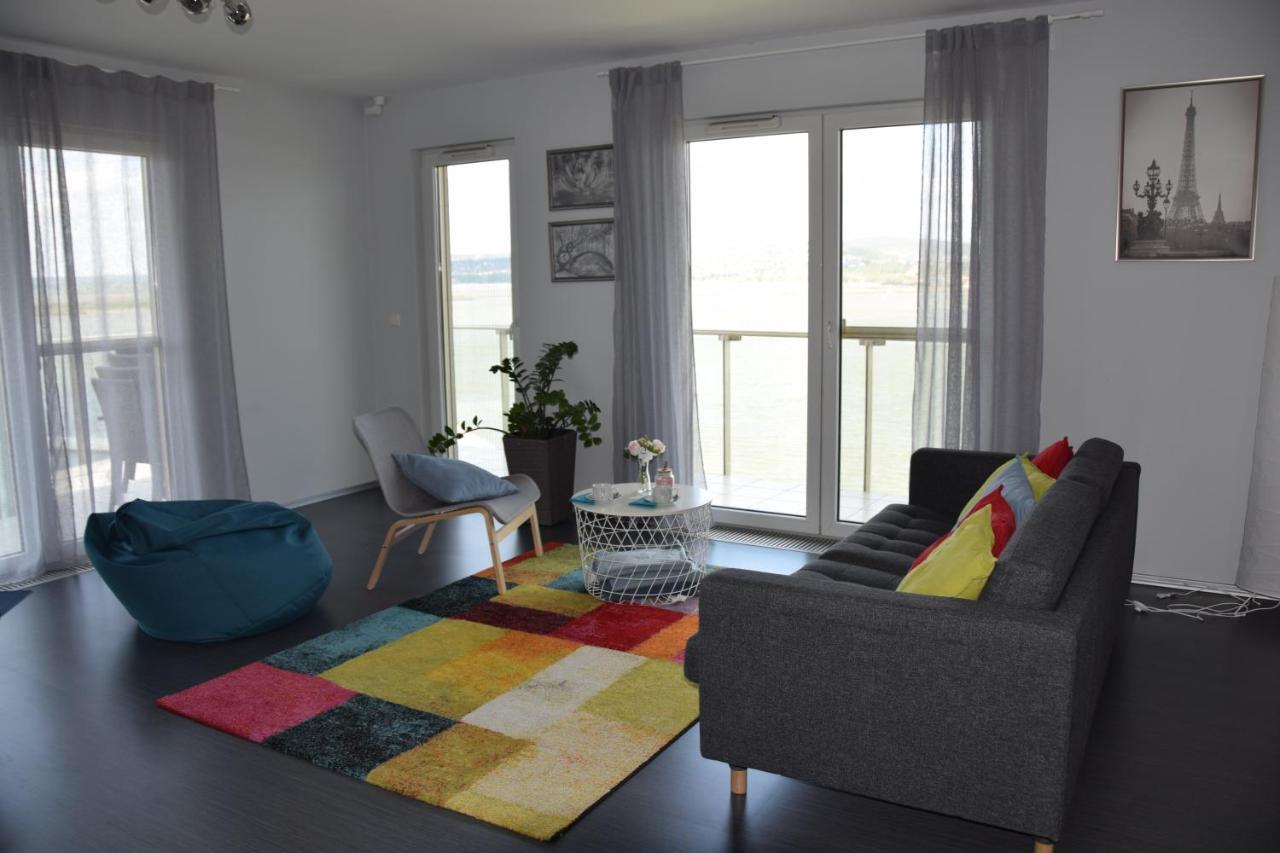 Panorama Apartman Velence Buitenkant foto