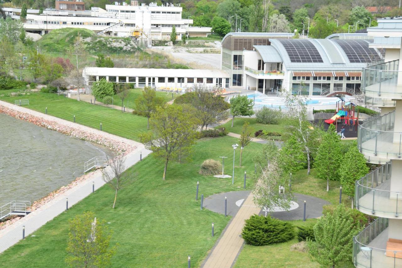 Panorama Apartman Velence Buitenkant foto
